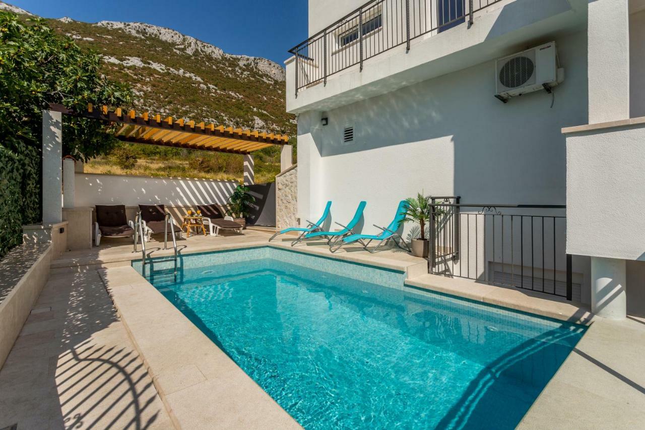 Apartamento House Luce With Pool Čisla Exterior foto